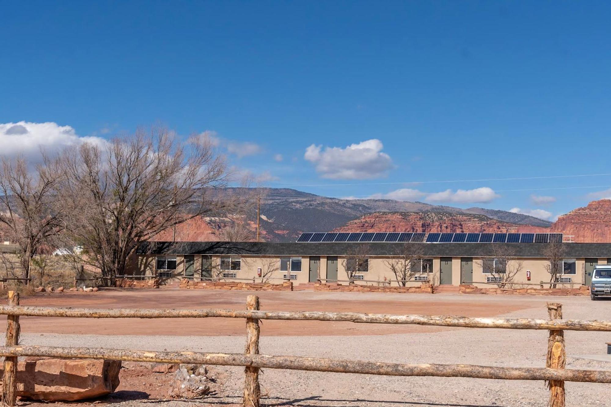 Appartamento Casitas At Capitol Reef Torrey Esterno foto